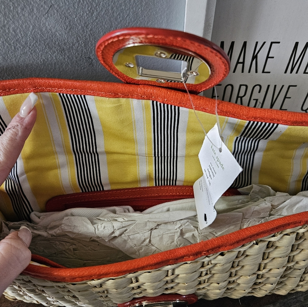 Kate Spade Ava Woven Straw Clutch with Orange Trim NWT - Picture 3 of 6